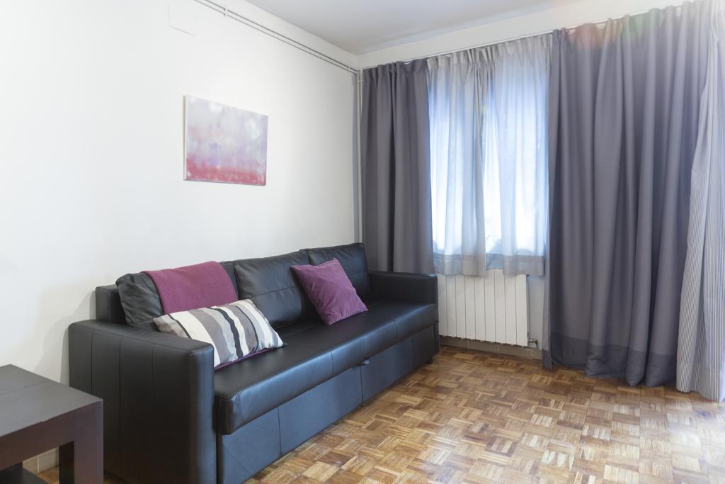 Autentic Arc De Triomf Apartment Barcelona Exterior photo